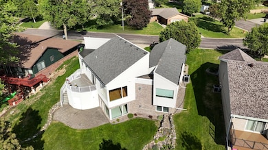 1976 Bay St, Worthington, MN 56187 - photo 5