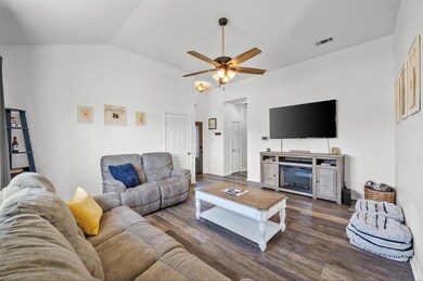 111 SE County Road 3046, Corsicana, TX 75109 - photo 5