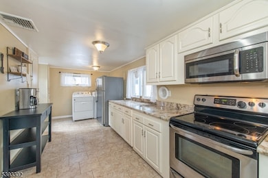 23 Summit Dr, Denville, NJ 07834 - photo 7