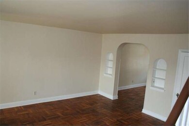 7249 Pine St, Upper Darby, PA 19082 - photo 6