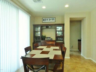 4463 Ellesmere Dinning
