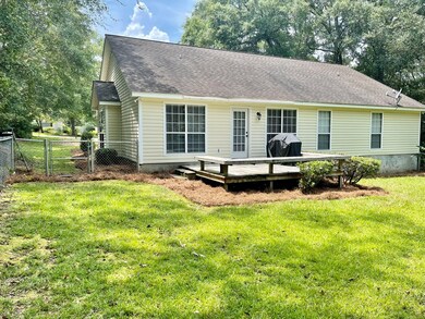 1209 Karen Ln, Douglas, GA 31533 - photo 3