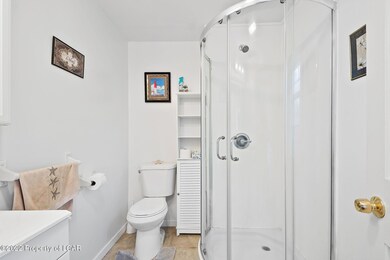 54 Mitchell St, Pittston, PA 18640 - photo 5