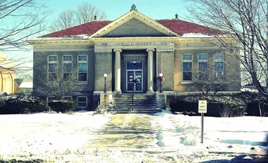 6 and 8 Cherry Hill Rd, Claremont, NH 03743 - photo 4