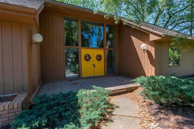 430 Wedgewood Dr, Easton, PA 18045 - photo 4