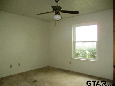 2807 2807 Chandler St, Kilgore, TX 75662 - photo 6