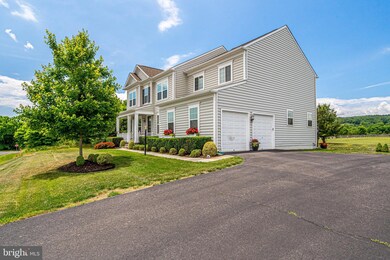 15751 Trongate Ct, Leesburg, VA 20176 - photo 3