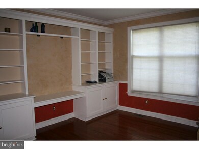 8 Lenape Ct, Mount Laurel, NJ 08054 - photo 6