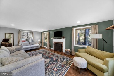 12232 Dover Rd, Reisterstown, MD 21136 - photo 2