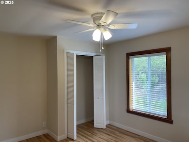 312 SE Front St, Oakland, OR 97462 - photo 7