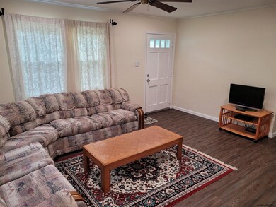 15 Vics Ct, Albany, NY 12205 - photo 2