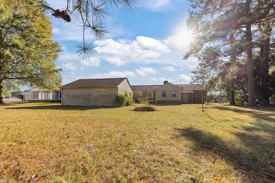 405 Delaware Rd, Franklin, VA 23851 - photo 3