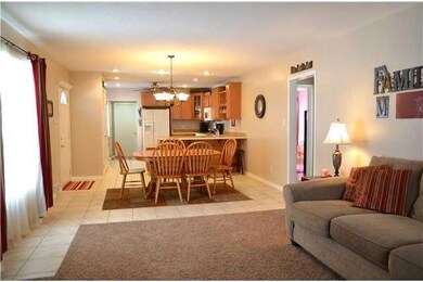 6720 Colby Ave, Windsor Heights, IA 50324 - photo 6