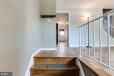 972 Circle Dr, Halethorpe, MD 21227 - photo 4