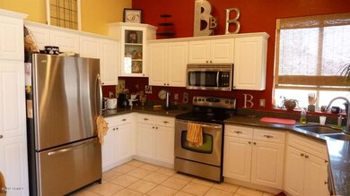 5 - Kitchen