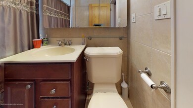 93 Gansevoort Blvd, Staten Island, NY 10314 - photo 5