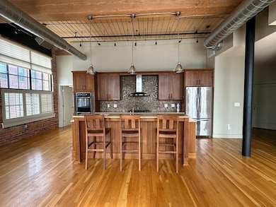 491 Dutton St unit 402, Lowell, MA 01854 - photo 7