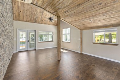 5-web-or-mls-1212-sw-5th-st