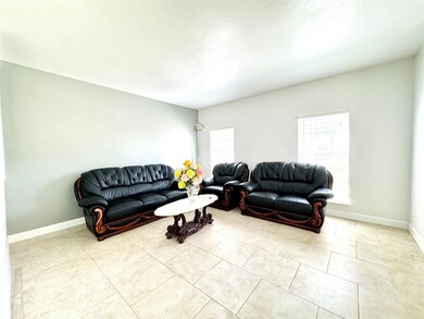 11127 Village Bend Ln unit 1127, Houston, TX 77072 - photo 2