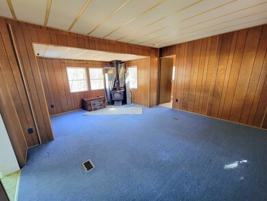 06-Living Room B