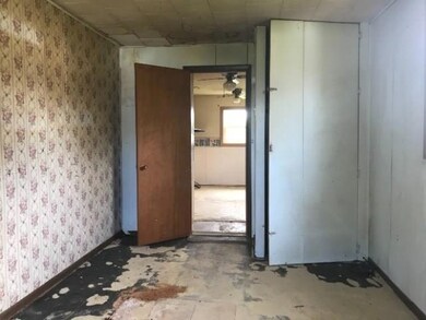 354 W Grove St, Alma Center, WI 54611 - photo 2