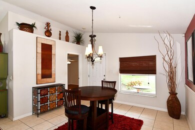 620 Ridgewood Dining 3