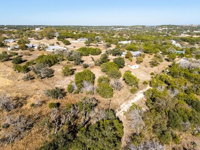 160 Roundabout Ln unit 2-C, Kerrville, TX 78028 - photo 2