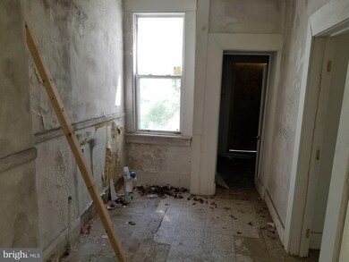 3609 Lucille Ave, Baltimore, MD 21215 - photo 3