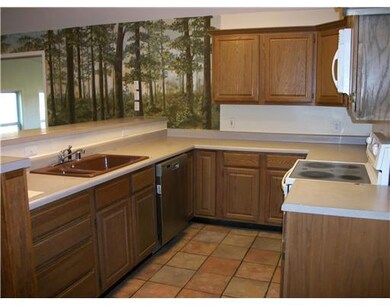 15224 Asher Ct, Siloam Springs, AR 72761 - photo 2