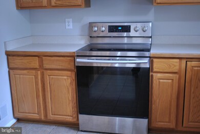 193 Fairfield Dr, Warrenton, VA 20186 - photo 7