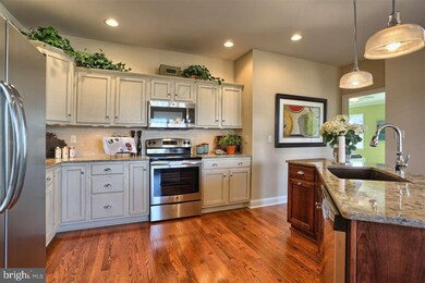 6255 Thornhill Ln unit 80, Mechanicsburg, PA 17050 - photo 6