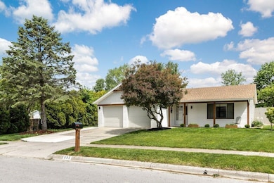 334 Schyler Way-3.jpg-SMALL