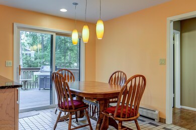 013_Breakfast Area