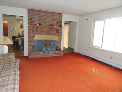 5791 Kesslersville Rd, Nazareth, PA 18064 - photo 4