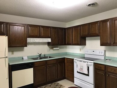 815 Duke Dr#202, Grand Forks, ND 58201 - photo 3