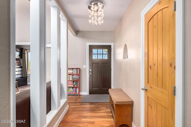0010-08 Maximilian Way