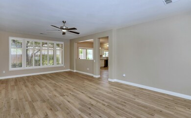 living room/formal dining