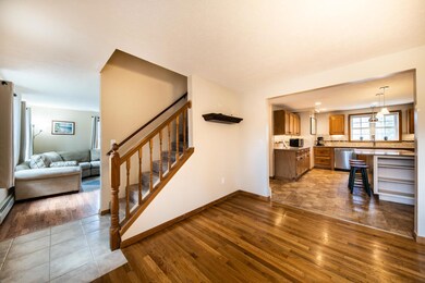 11 Poplar St, Old Orchard Beach, ME 04064 - photo 6
