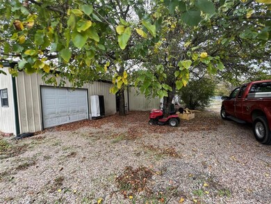 1304 Marie St, Joshua, TX 76058 - photo 3