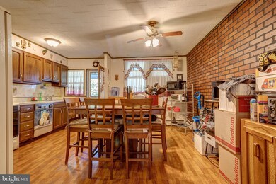 239 Roberta Ave, Darby, PA 19023 - photo 7