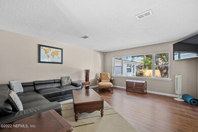 8269 Sanlando Ave, Jacksonville, FL 32211 - photo 7