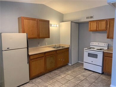 1212 S Dunn Ave unit 15, Fayetteville, AR 72701 - photo 4