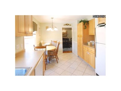Newly remodeled kitchen with newer cabinetry count