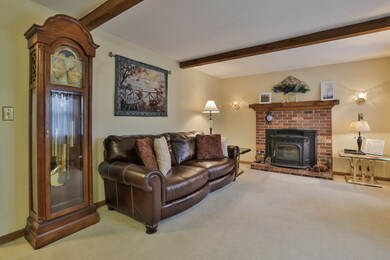 11 Dawn St, Salem, NH 03079 - photo 5