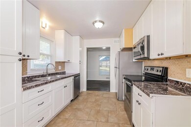 7809 E 127th Terrace, Grandview, MO 64030 - photo 6