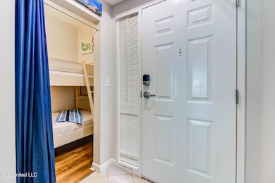 Legacy Towers Condo Rentals unit 1006, Gulfport, MS 39507 - photo 4