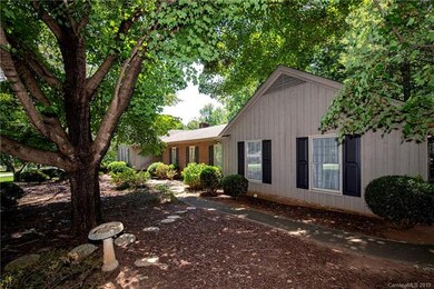 1 Hickory Nut Ln, Clover, SC 29710 - photo 2