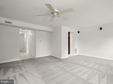 5838 Morningbird Ln, Columbia, MD 21045 - photo 7