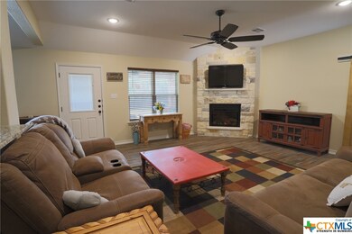 5641 Wagon Rd, Temple, TX 76502 - photo 4