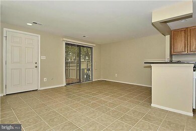 9259 Chadburn Place, Montgomery Village, MD 20886 - photo 7